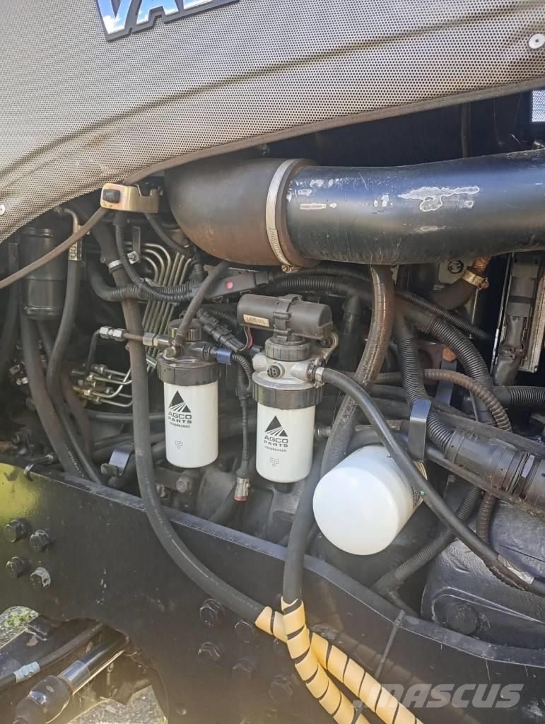 Valtra T190 Hi-tek Traktori