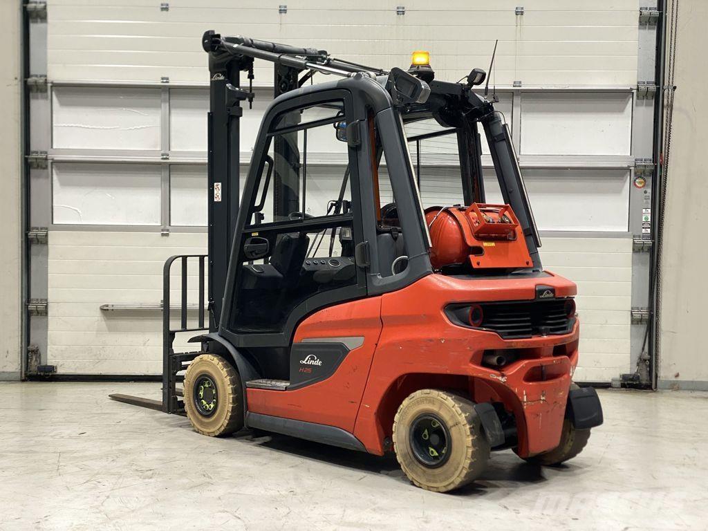 Linde H25T-01 Plinski viličari