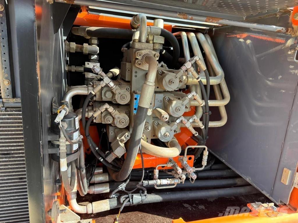 Atlas 350 MH Bageri za manipuliranje materijalom / otpadom