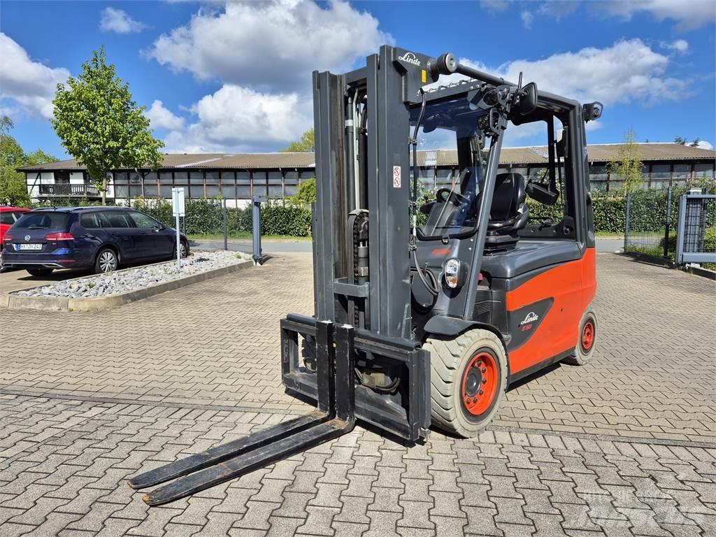 Linde E50HL-01 Električni viličari