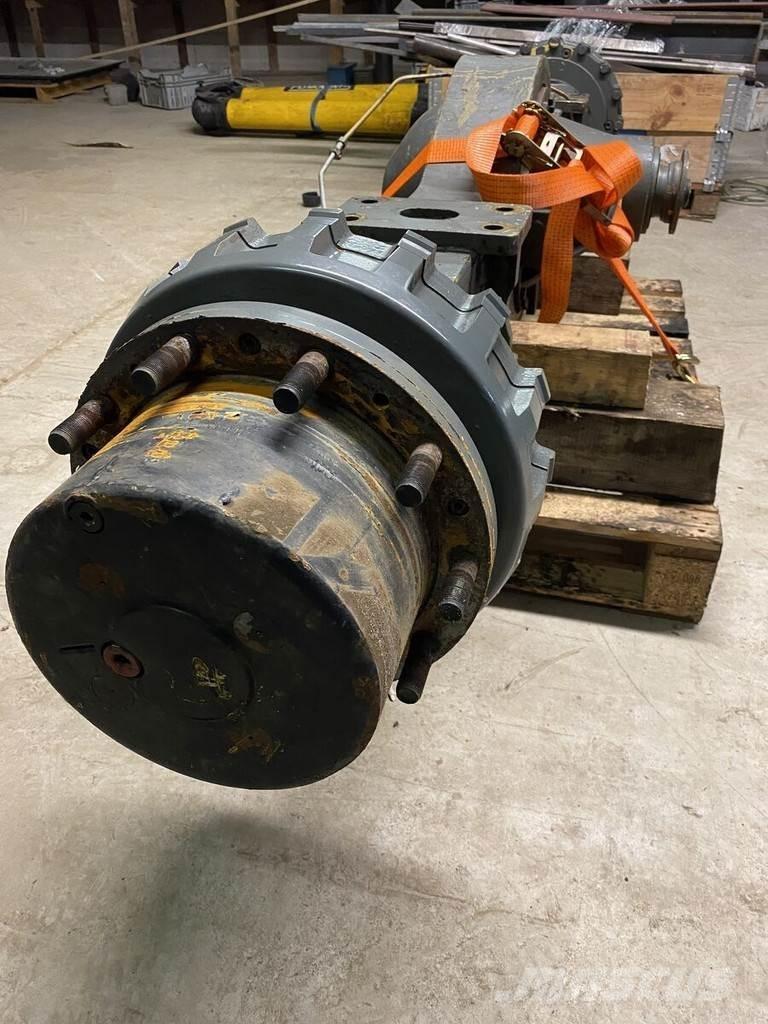 Liebherr Achter Osi