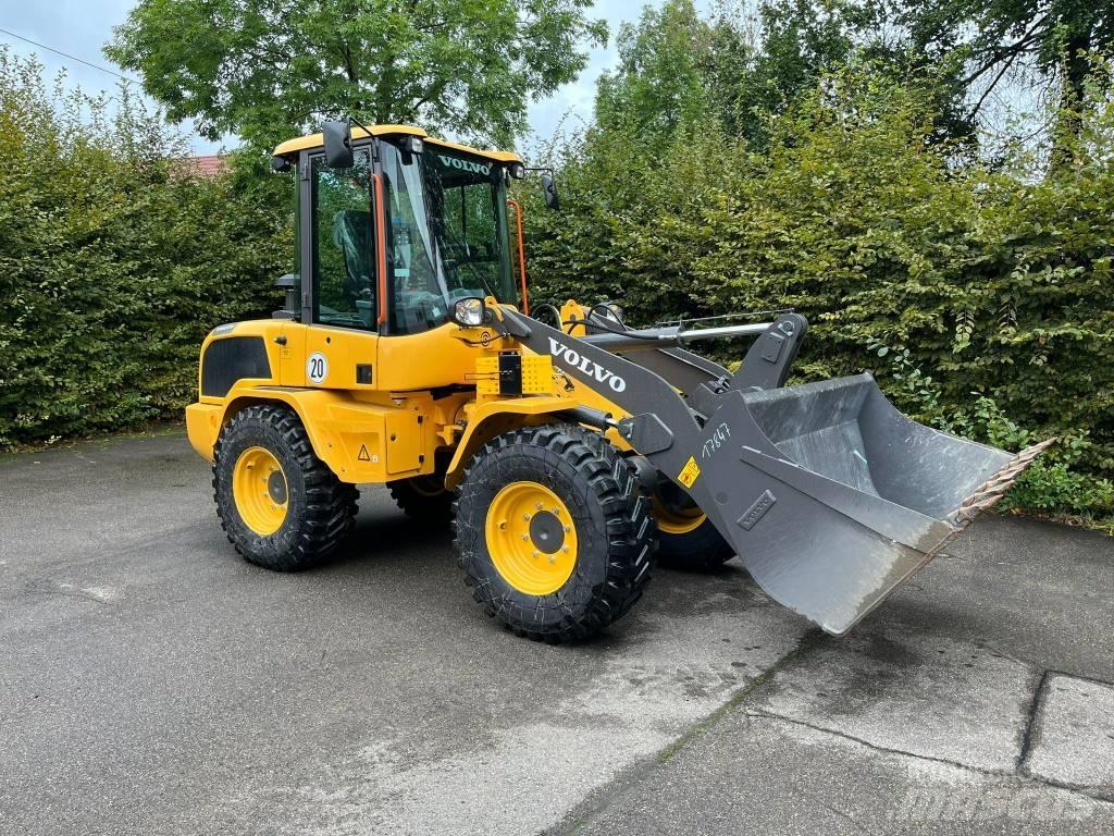 Volvo L 30 H Utovarivači na kotačima