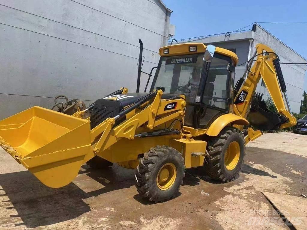 CAT 420F Utovarni rovokopači