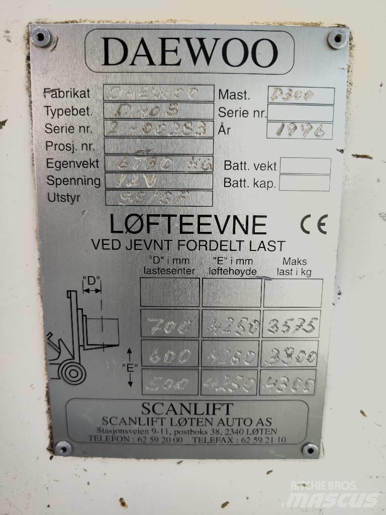 Daewoo D 40 S Dizelski viličari