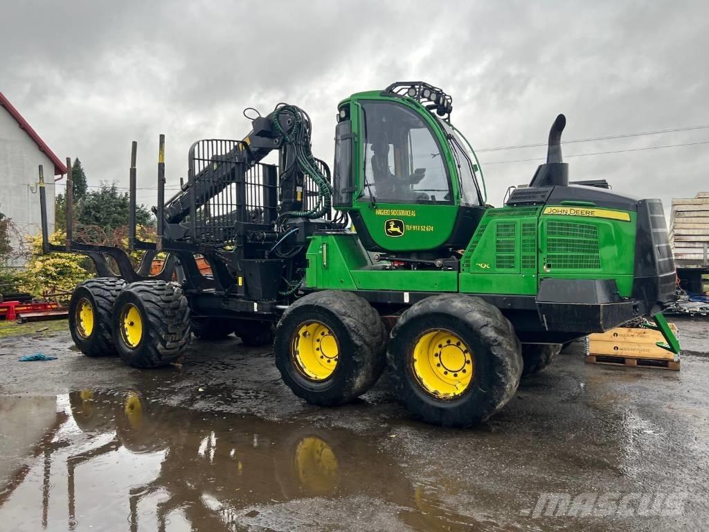 John Deere 1110G Forvarderi