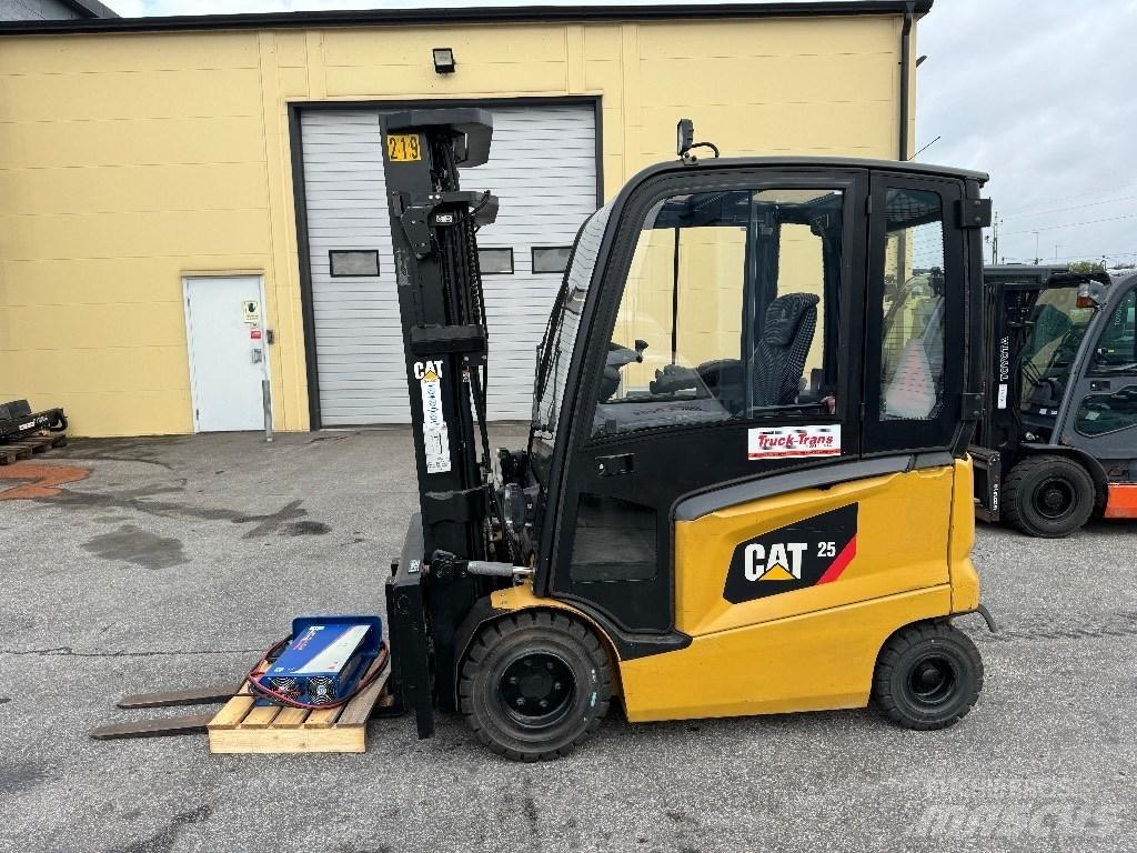 CAT EP25CN Električni viličari