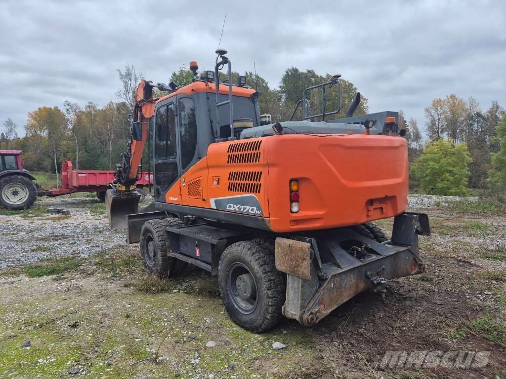 Doosan DX 170 W Bageri na kotačima