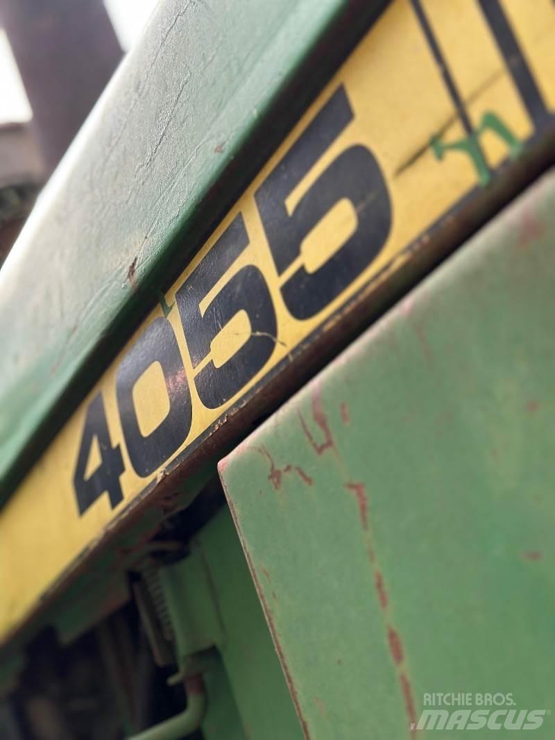 John Deere 4055 Traktori