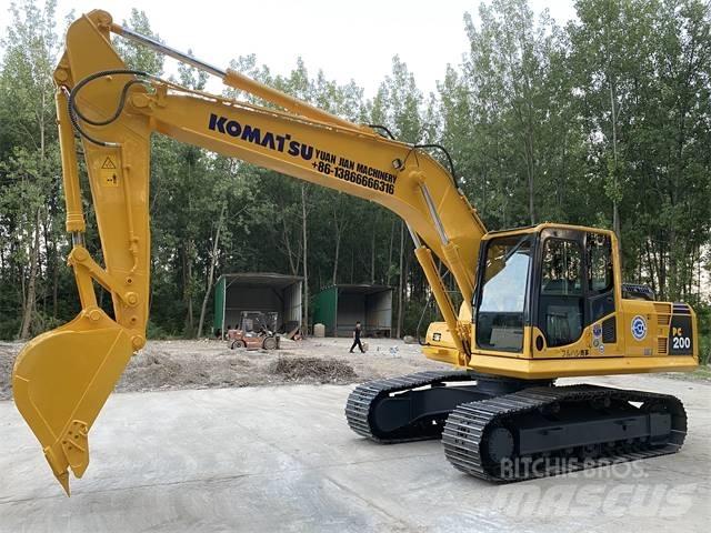 Komatsu PC200-8 Bageri gusjeničari