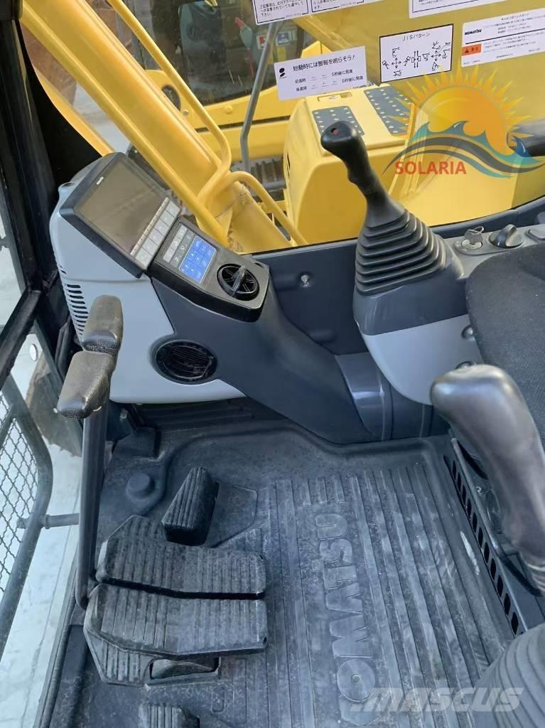 Komatsu PC 220 Bageri gusjeničari