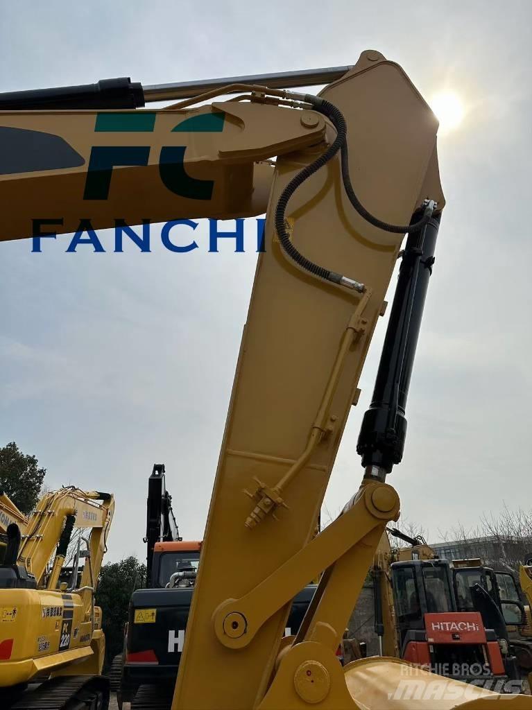 CAT 325 D Bageri gusjeničari