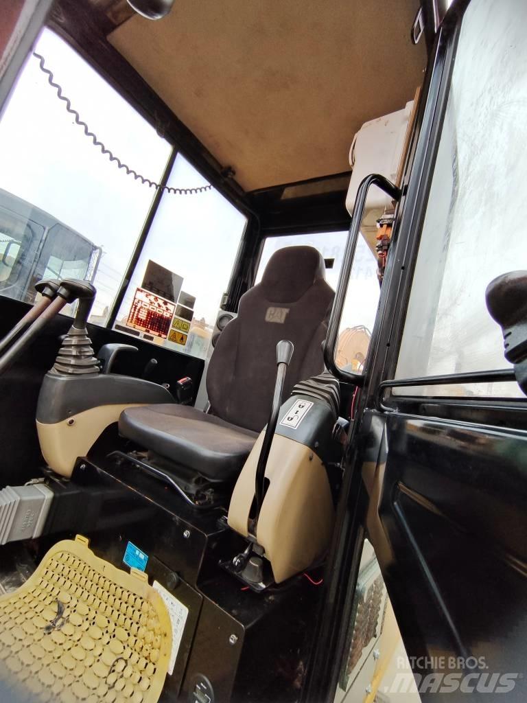 CAT 305.5E Mini bageri <7t