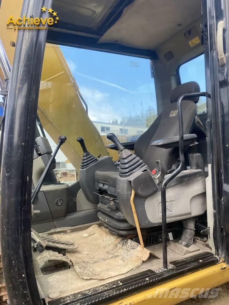 CAT 313D2GC Bageri gusjeničari