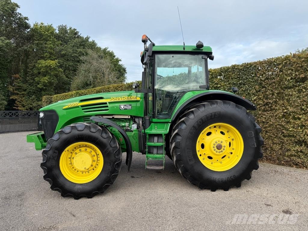 John Deere 7720 Traktori