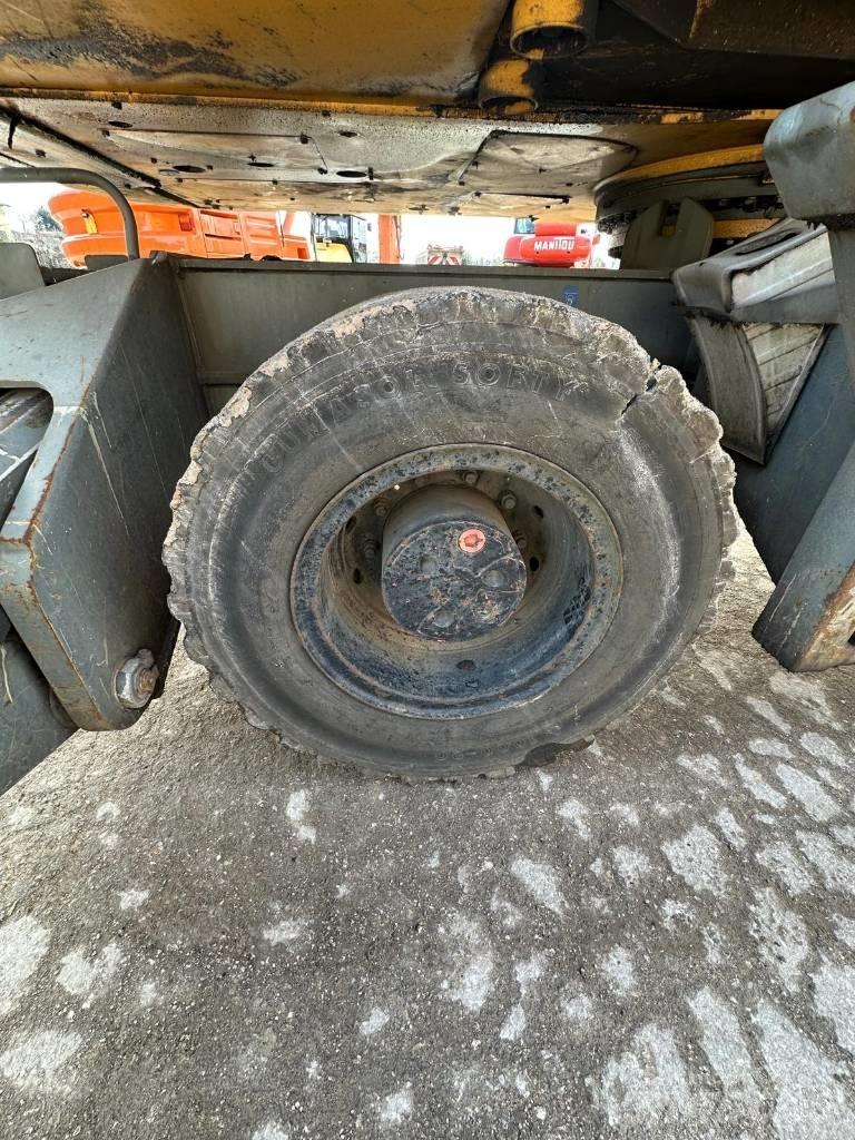 Liebherr A 924 B Bageri za manipuliranje materijalom / otpadom