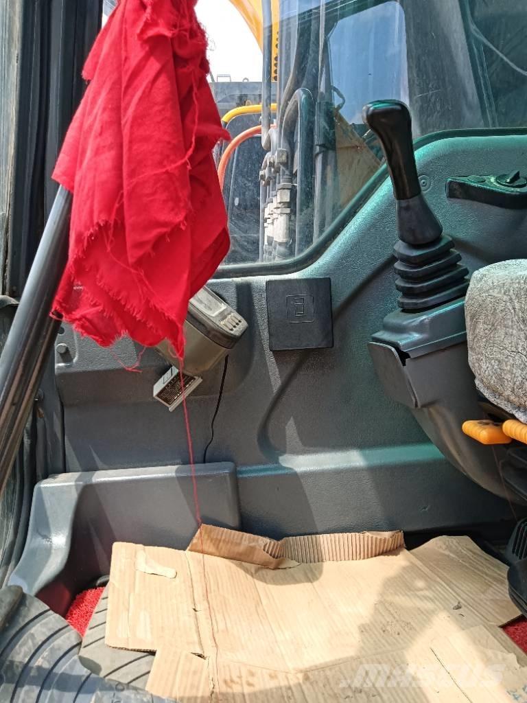 Volvo EC 210 Bageri gusjeničari