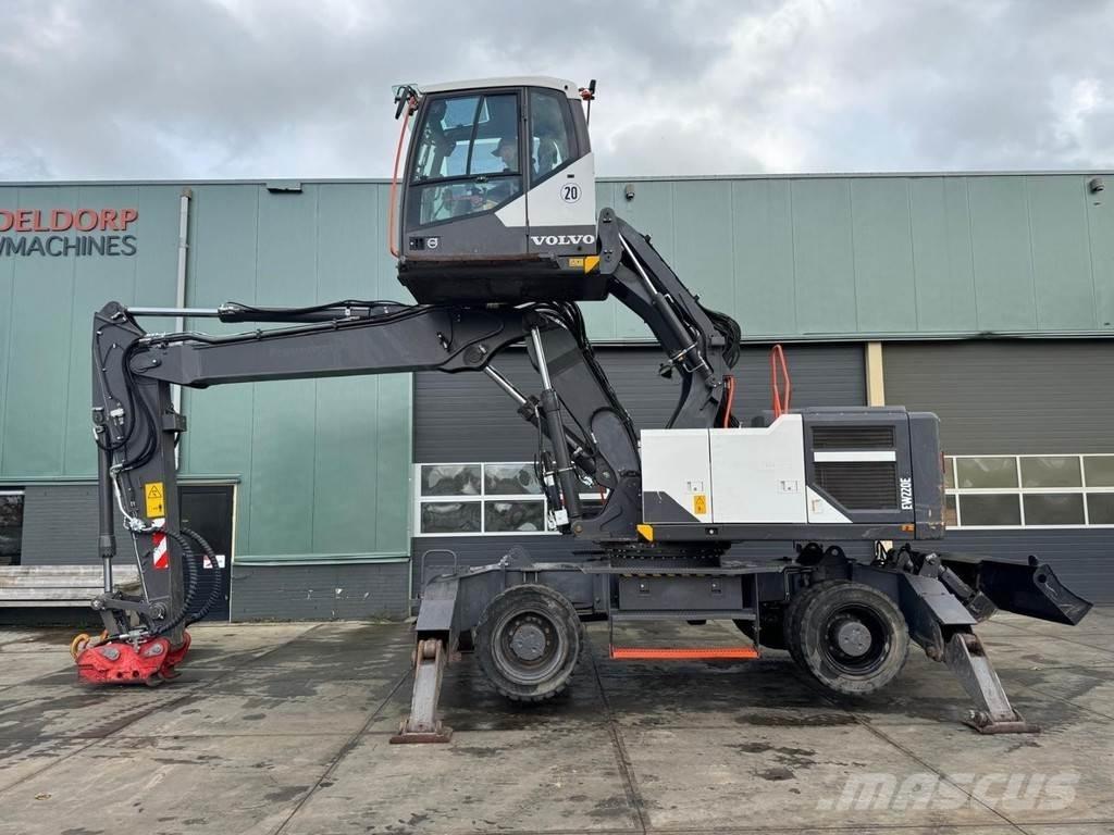 Volvo EW220 E Bageri za manipuliranje materijalom / otpadom