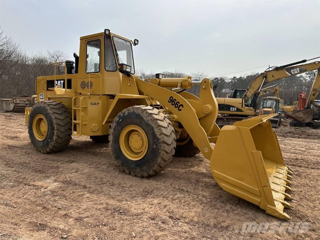 CAT 966C Utovarivači na kotačima