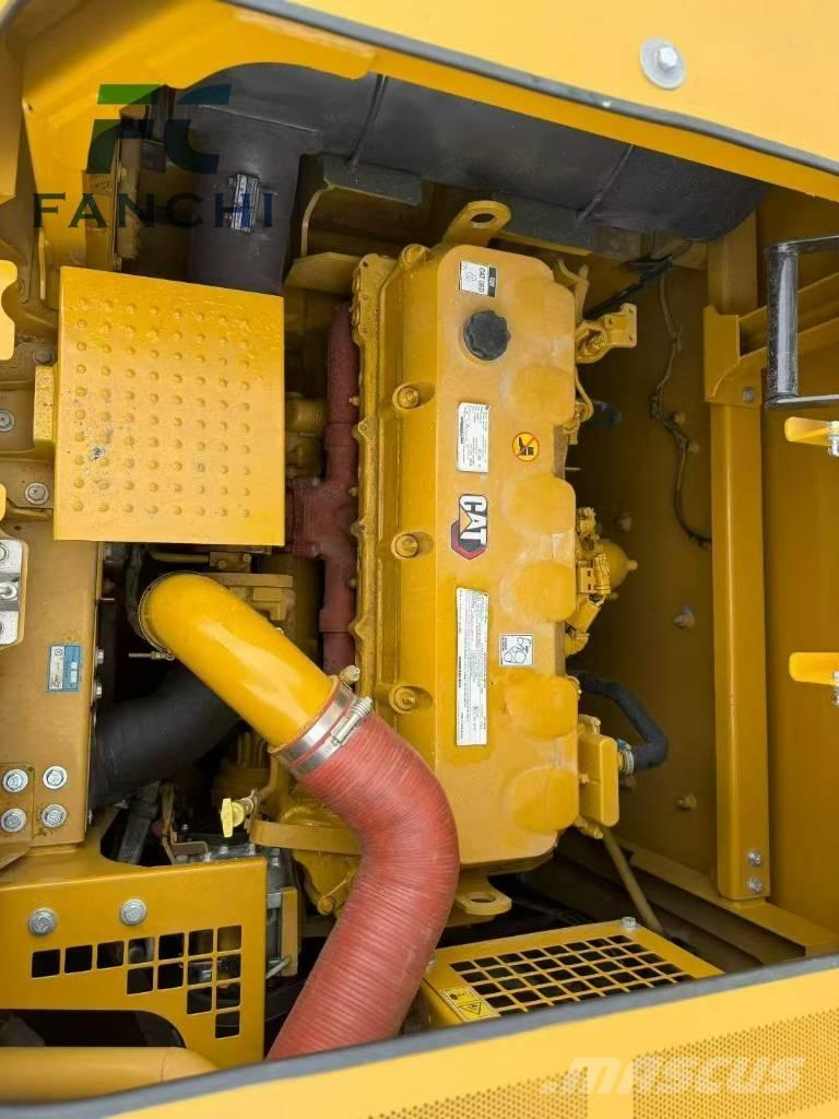 CAT 349 Bageri gusjeničari