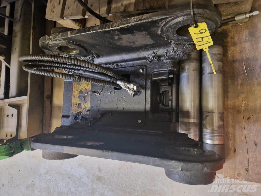 Steelwrist QCS50 Boom I dipper ruke