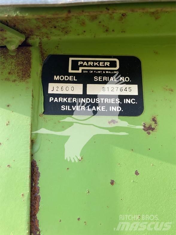 Parker 2600 Prikolice za zrno