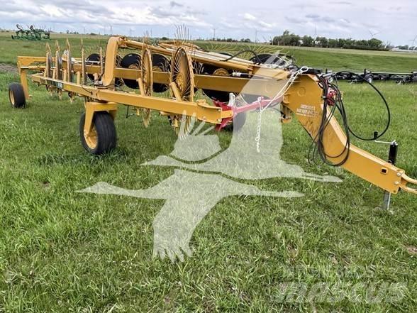 Vermeer VR1428 Okretači i sakupljači sijena