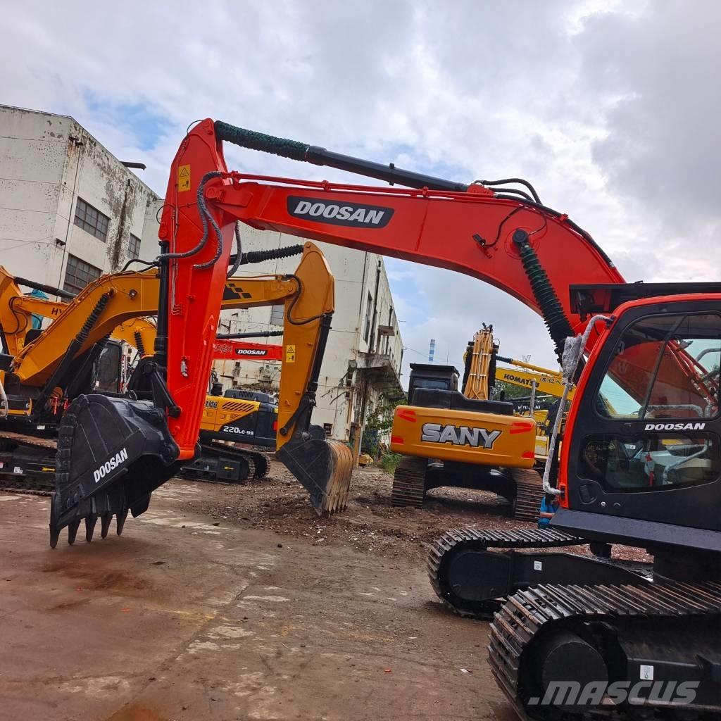 Doosan DX 300 LC-9C Bageri gusjeničari