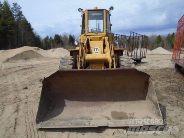 CAT 930 Utovarivači na kotačima