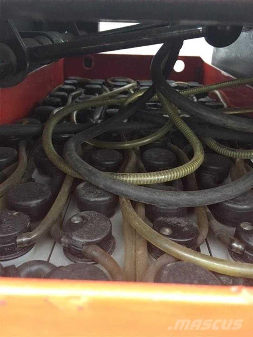 Linde V11 Visokopodizni komisioni viličar