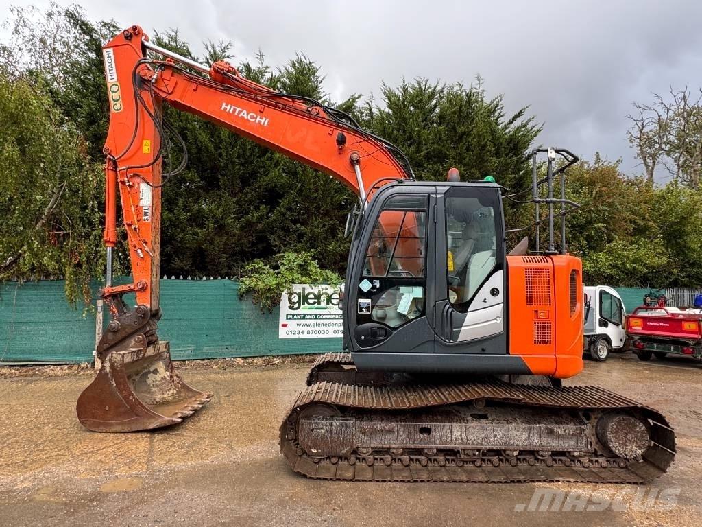 Hitachi ZX 135 US-5B Bageri gusjeničari