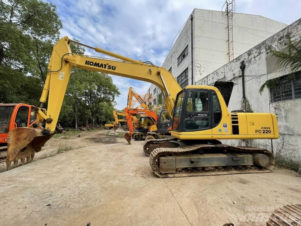 Komatsu PC 220 Bageri gusjeničari