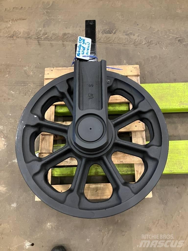 Kobelco CKE900 Gusjenice