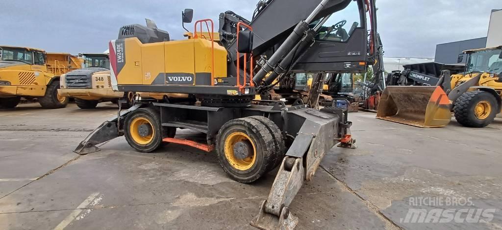 Volvo EW 240 E Bageri na kotačima