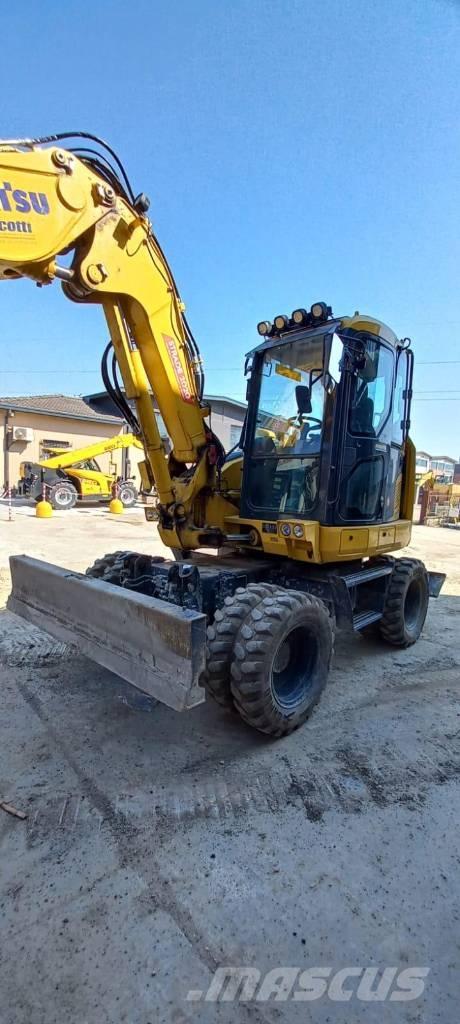 Komatsu PW 98 MR-11 Bageri na kotačima