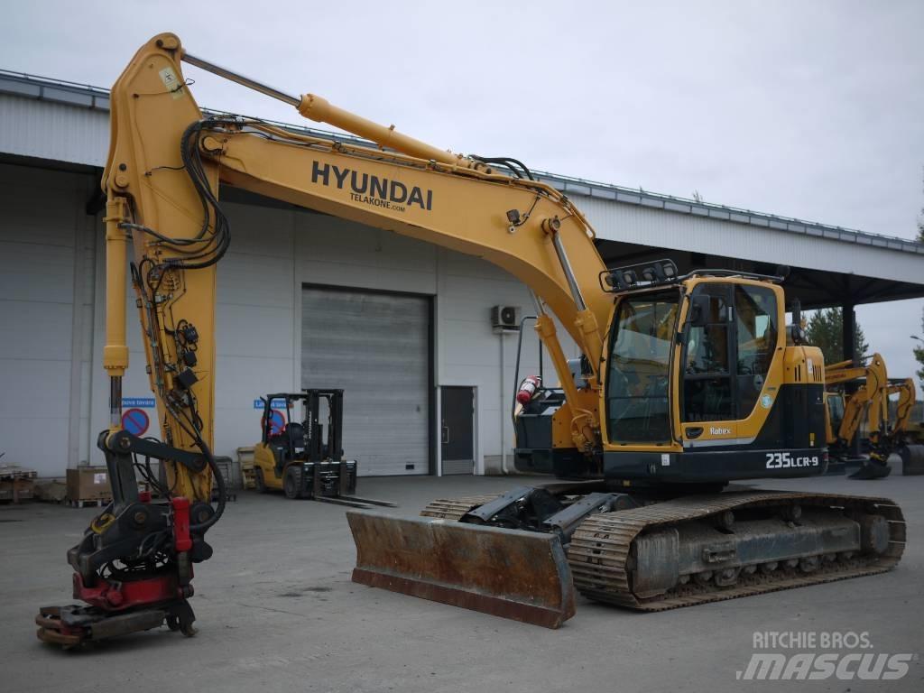 Hyundai R 235 LCRD-9 Bageri gusjeničari
