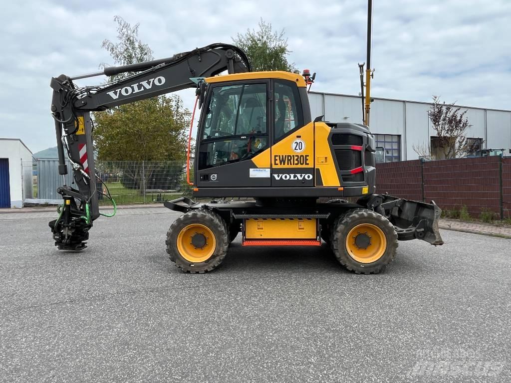 Volvo EWR 130 E Bageri na kotačima