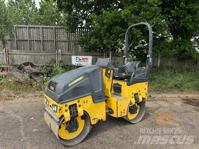 Bomag BW 80 AD-5 Valjci sa dvojnim bubnjem