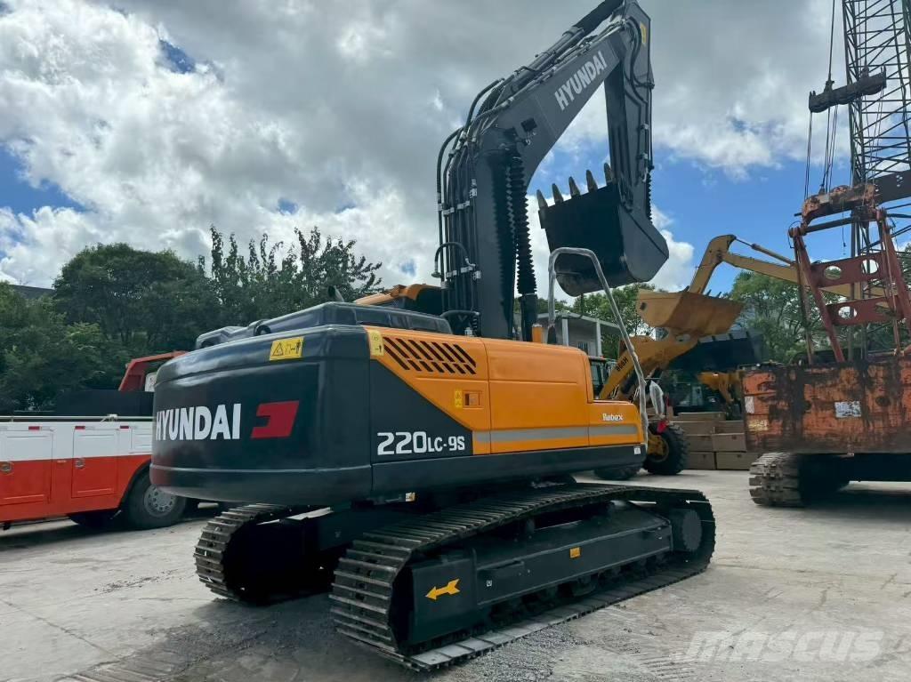 Hyundai r220lc-9s Midi bageri 7t – 12t