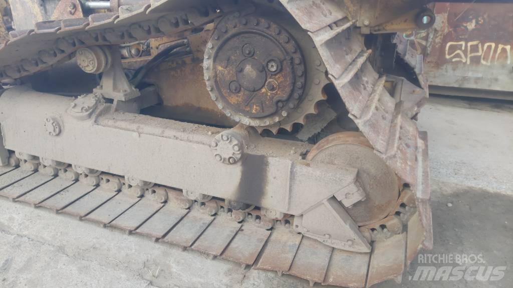 CAT D 4 LGP Buldožeri gusjeničari