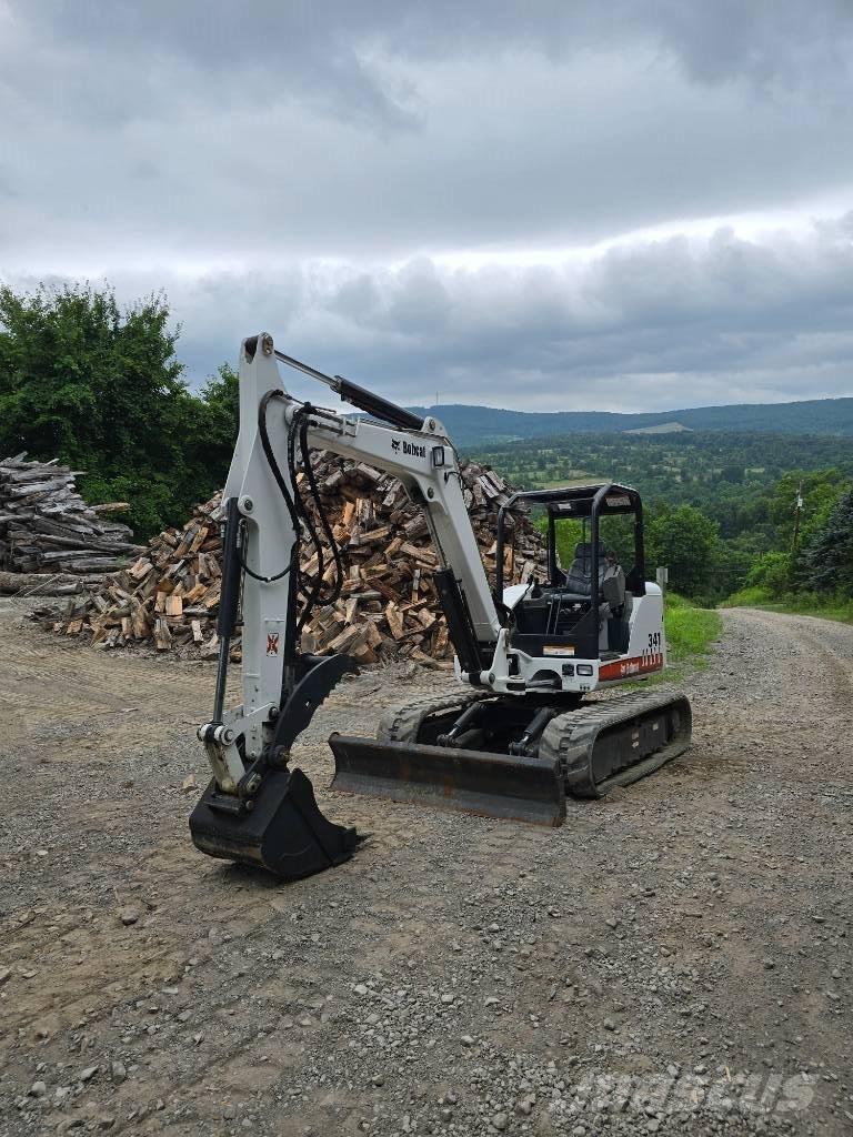Bobcat 341 G Mini bageri <7t
