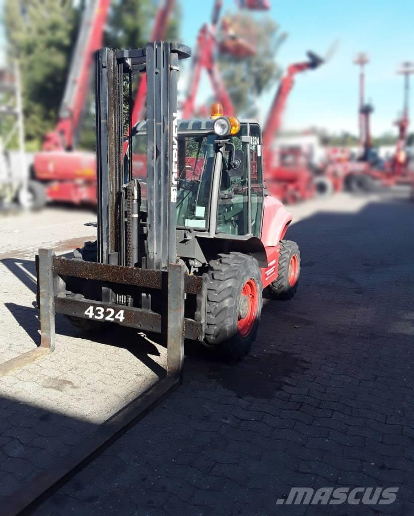 Ausa C 300 H X4 Terenski viličar