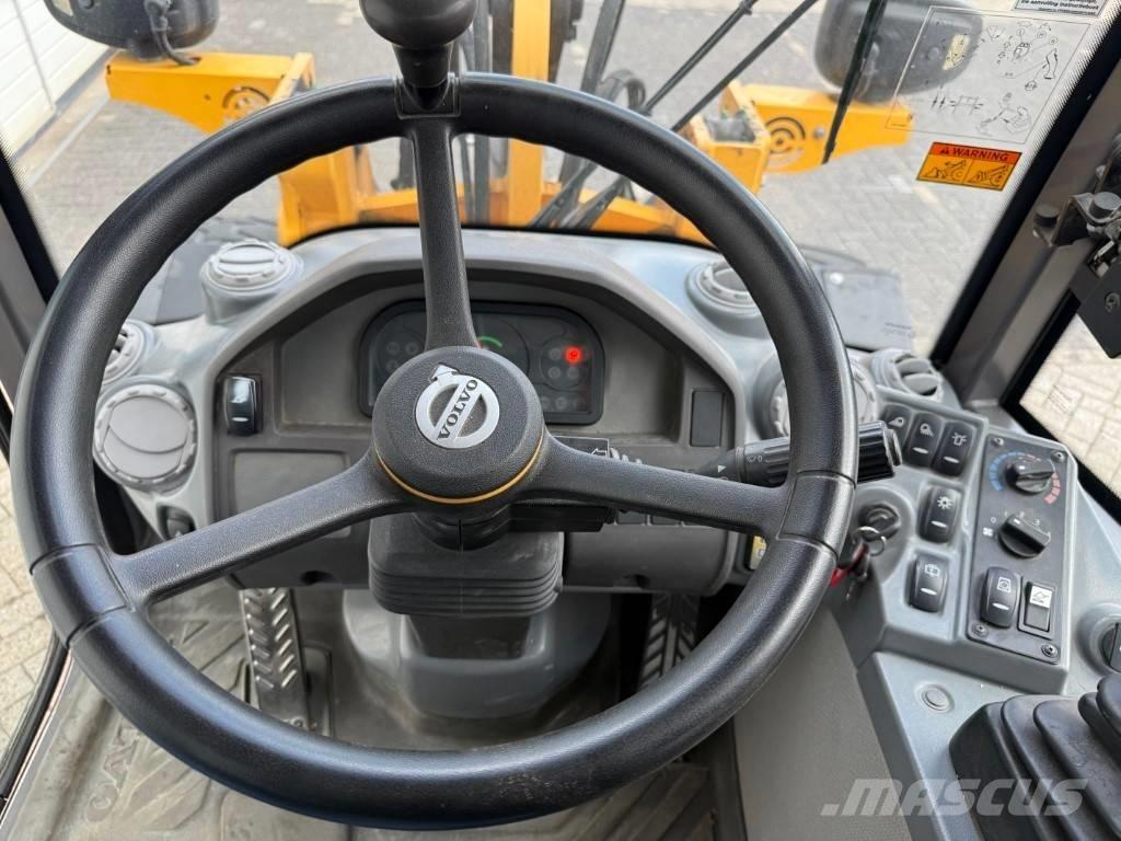 Volvo L 25 F Utovarivači na kotačima