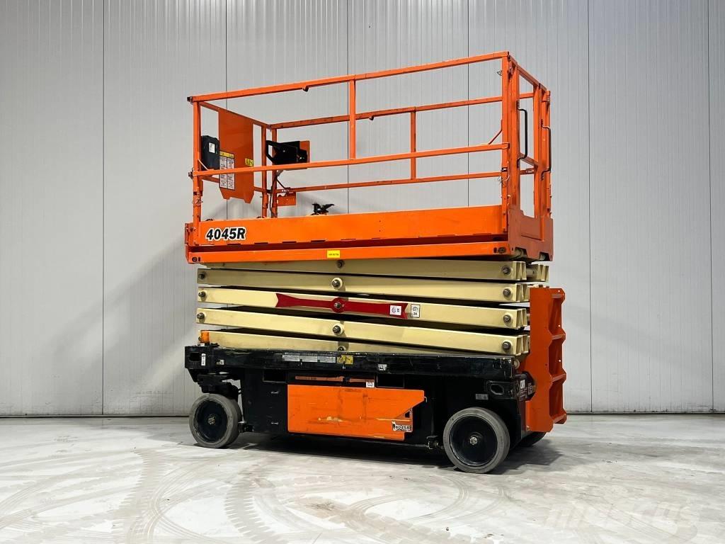 JLG 4045R Škaraste platforme