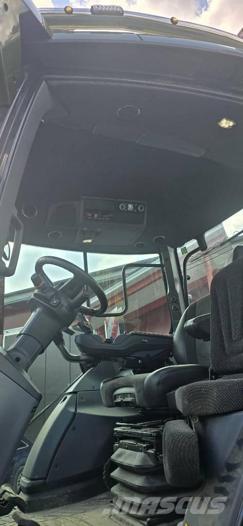Valtra Q 285 Traktori
