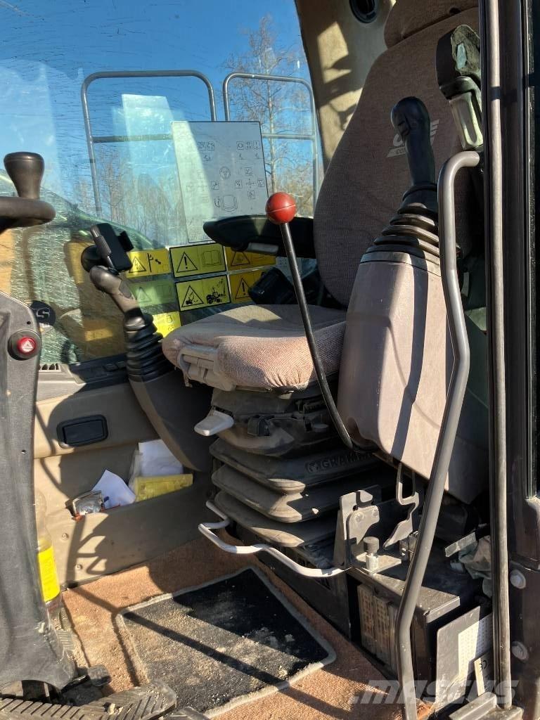 CASE WX 148 Bageri na kotačima