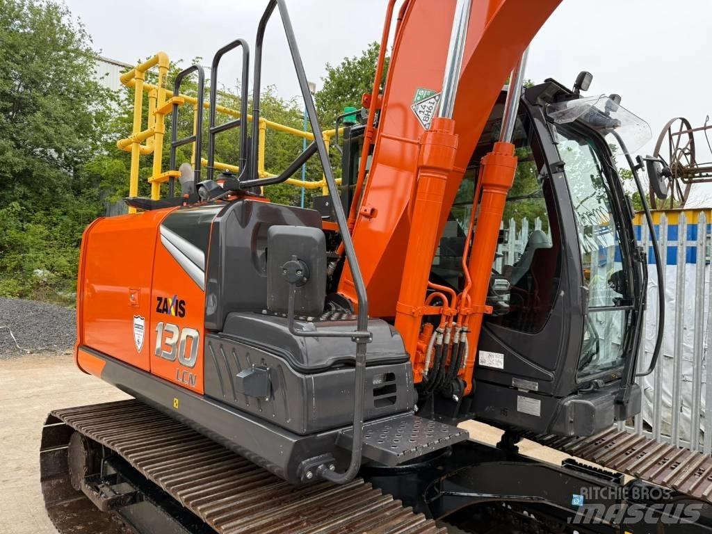 Hitachi ZX130-7 Bageri gusjeničari