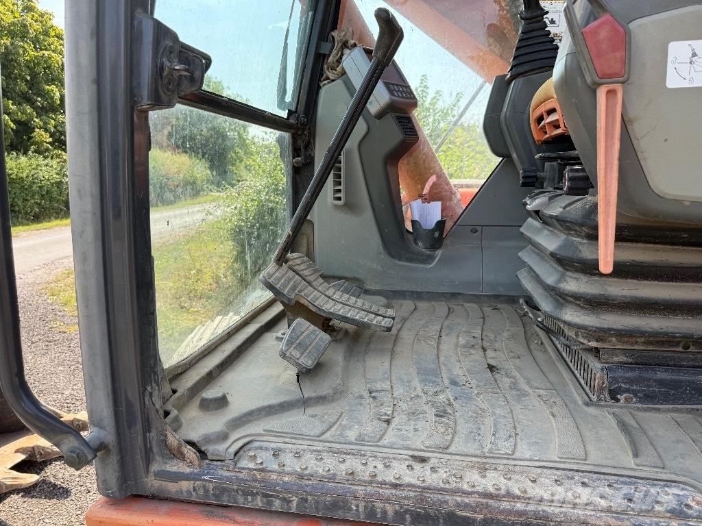 Doosan DX 225 LC Bageri gusjeničari