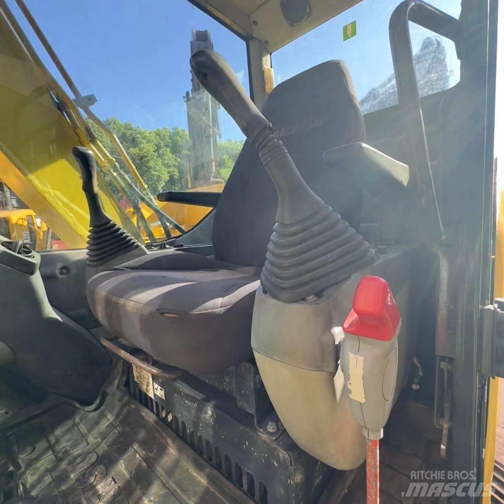 Komatsu PC 70 Bageri gusjeničari