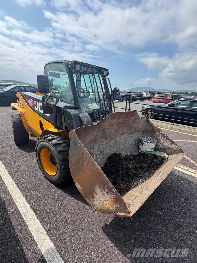 JCB 520-40 Teleskopski viličari
