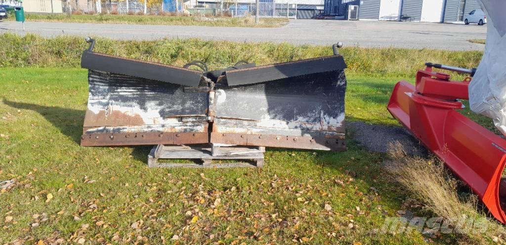 Pome 320 Sniježne daske i  plugovi